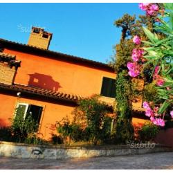 Panoramico e immerso nel verde