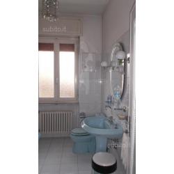 Casa singola con giardino zona residenziale