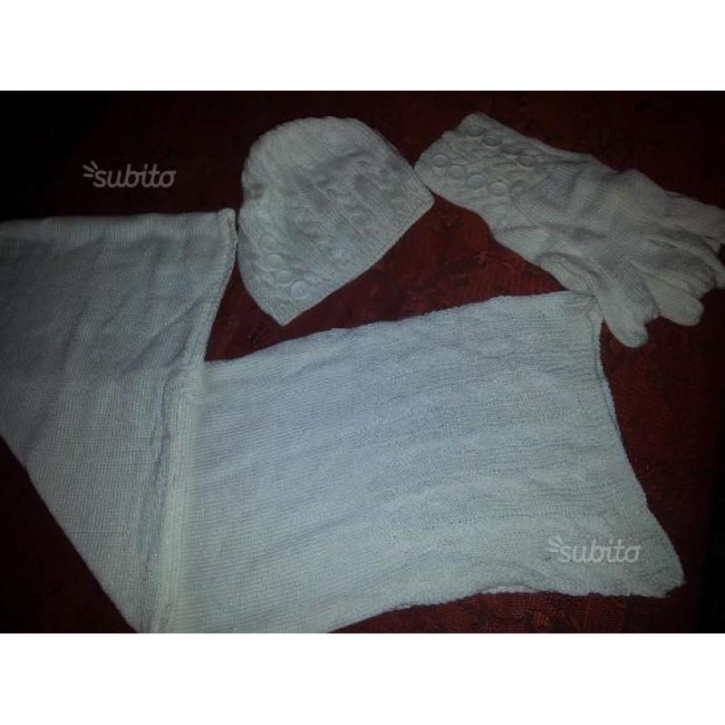 Cappello+sciarpa+guanti+foulard
