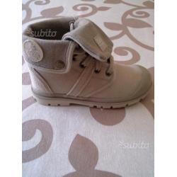 Scarpe della chicco per bimbo