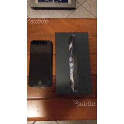 Iphone 5 originale mai acceso