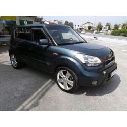 Kia Soul 1.6 CVVT Cool - 2011