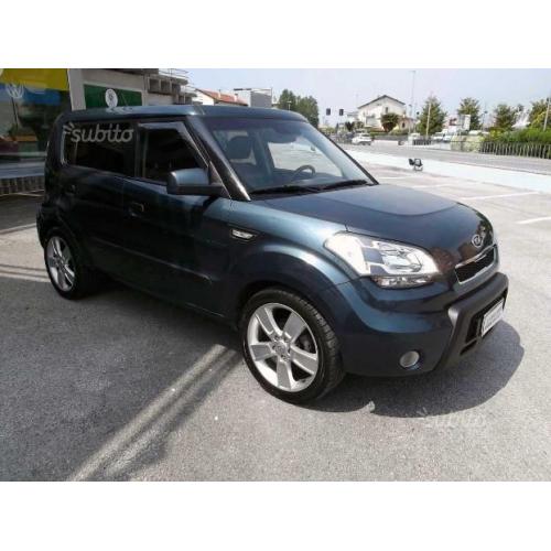 Kia Soul 1.6 CVVT Cool - 2011