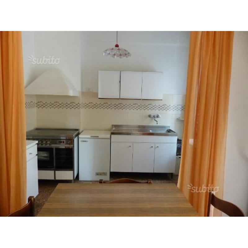 Appartamento 5 vani - Palmaro, Via Triora