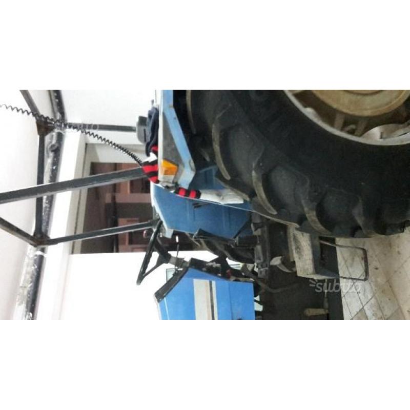 Trattore landini 8830  attrezzatura