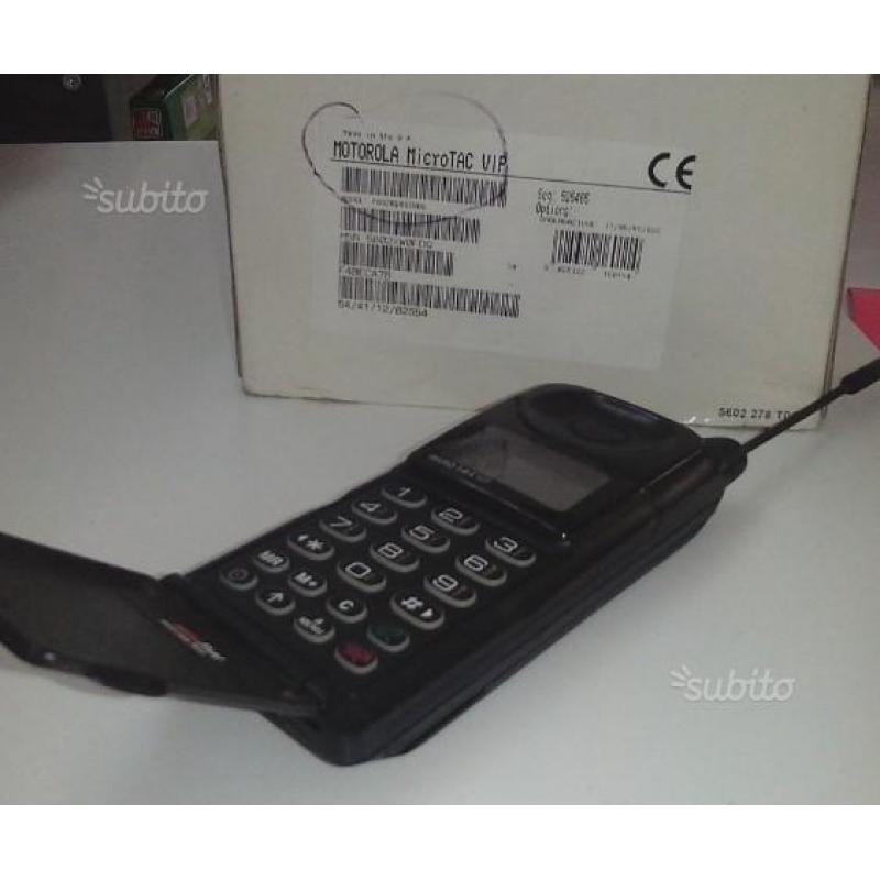 Cellulare MOTOROLA MicroTAC VIP E-TACS da collezio