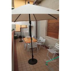 Casaa con terrazzi:giugno, 23-7/6-8 , da 20 agosto