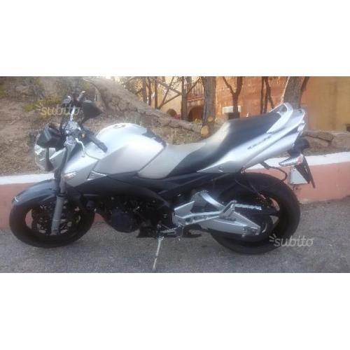Suzuki GSR 600 - 2007