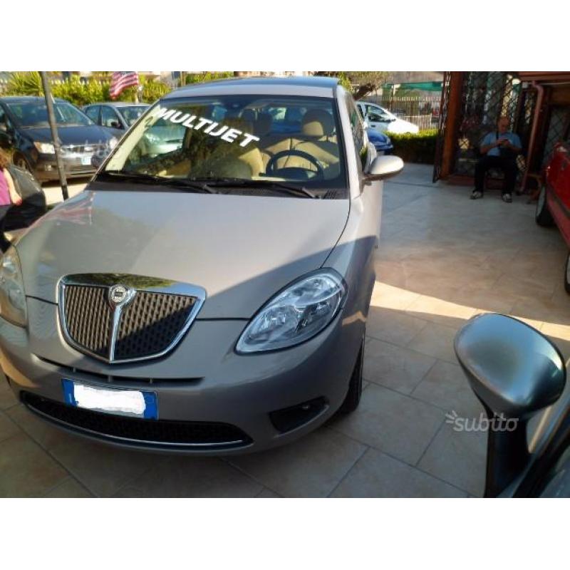 LANCIA Ypsilon 1.3 multijet 90cv platino