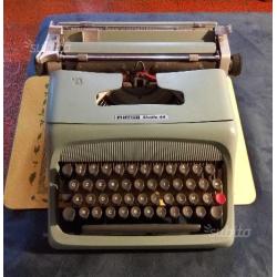 Macchina da scrivere Olivetti Studio 44