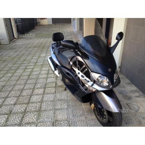Yamaha T Max - 2006