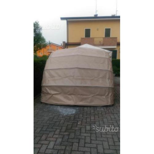 Box auto a conchiglia