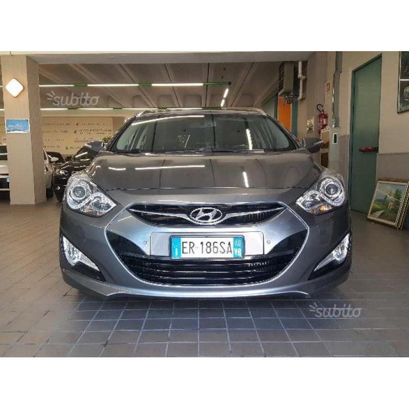 HYUNDAI i40 - 2013