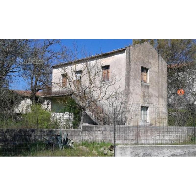 Rustico a S.Agapito c/da Temennotte