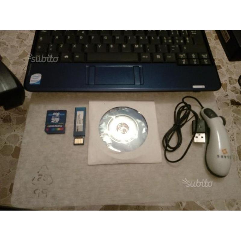 Netbook aoa110 completo di accessori
