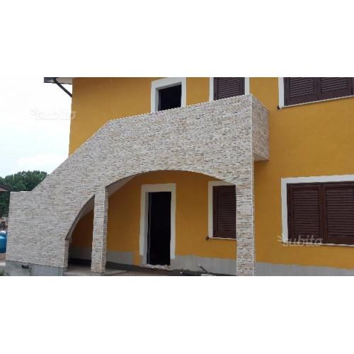 Villa di 292 mq   146 mq di soffitta   500 mq di g