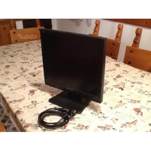 Monitor lcd 17 pollici
