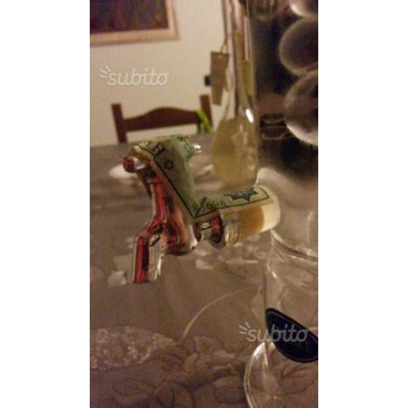 Bottiglia con rubinetto in vetro soffiato
