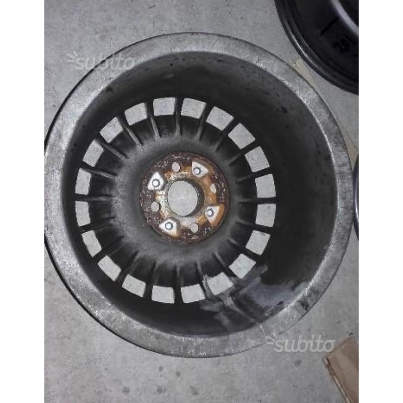 Cerchio cerchi oz racing 7x15 et 27
