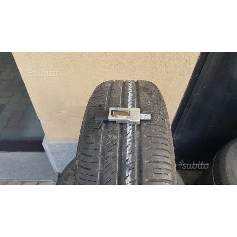 4 pirelli estivi 185/65/15 88t usati 90-95%