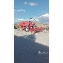 Mietitrebbia Laverda m132