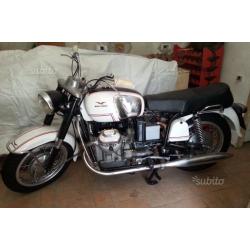 Moto Guzzi V7 - Anni 70
