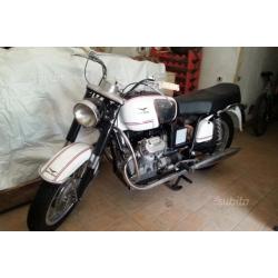 Moto Guzzi V7 - Anni 70