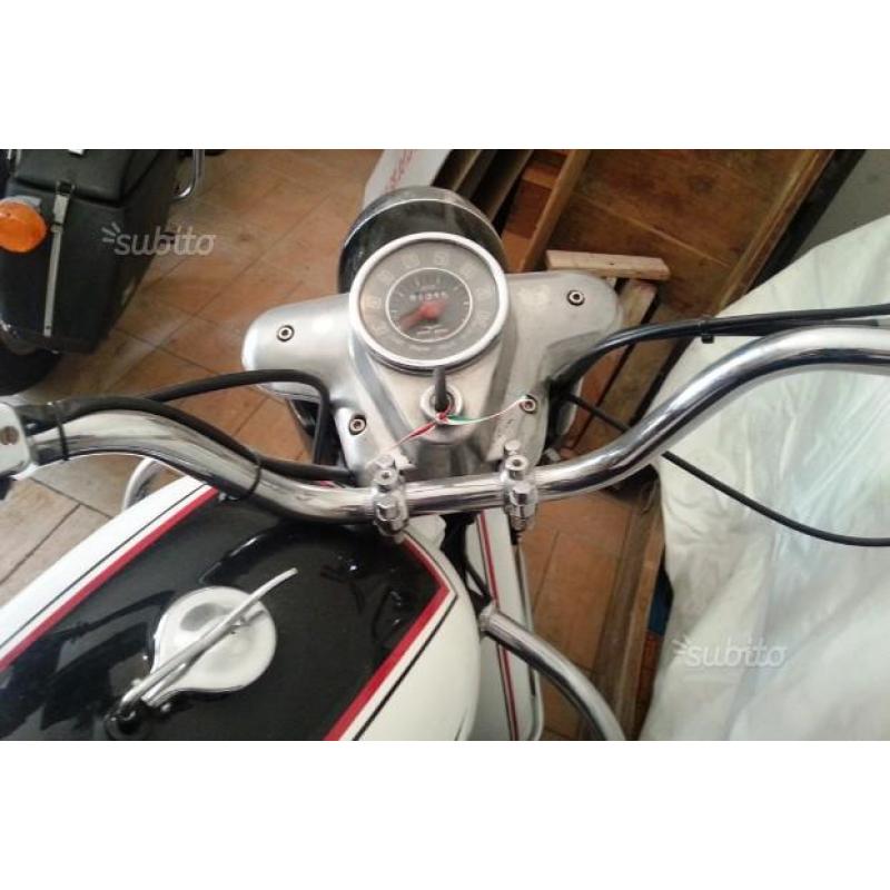 Moto Guzzi V7 - Anni 70