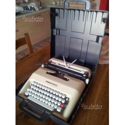 Macchina da scrivere olivetti lettera 35