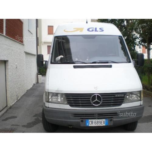 Mercedes sprinter 310d