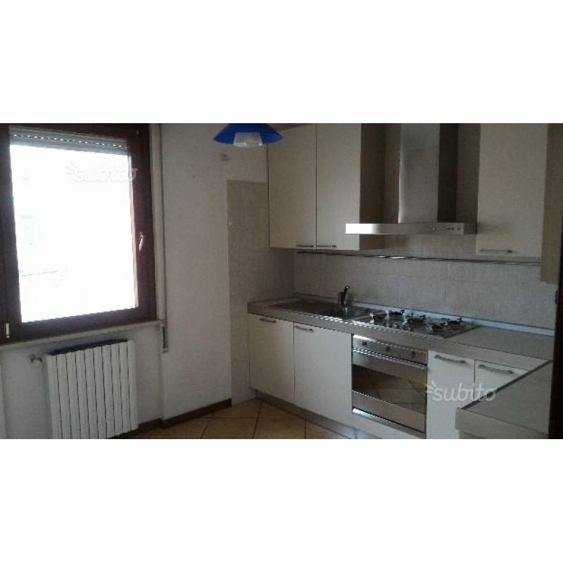 Trilocale in via Cremona 141