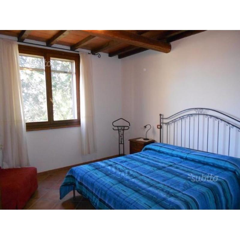 Appartamento (2/4 pers) con piscina 15min dal mare