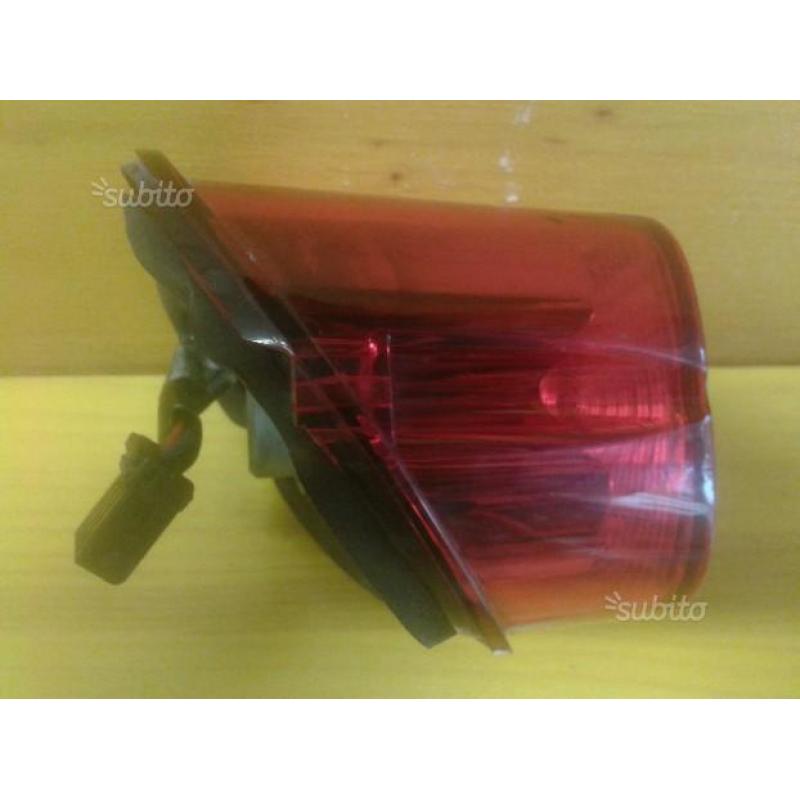 Fanale posteriore Harley Davidson 883