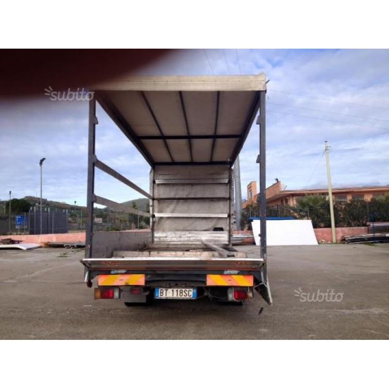 Camion isuzu