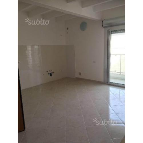 Bonaria, elegante studio/ufficio balcone+p auto