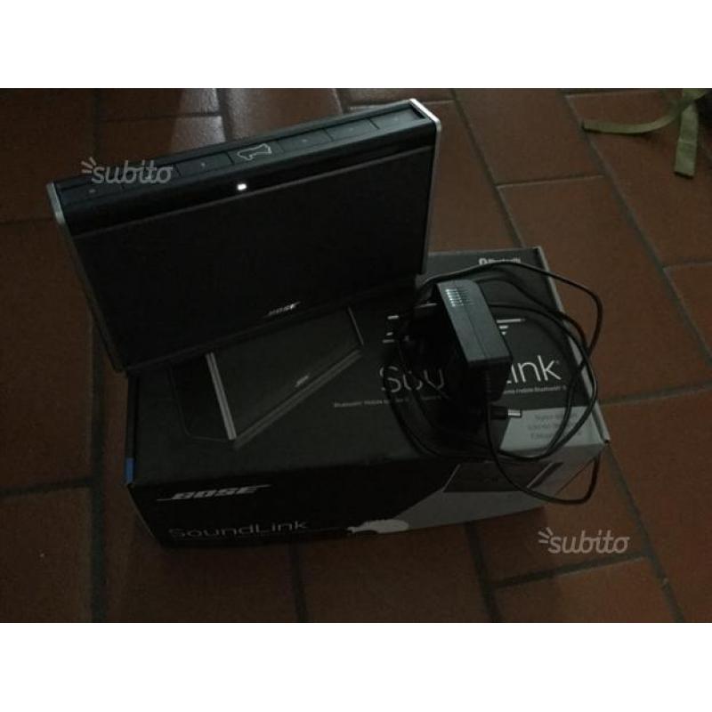 Bose soundlink