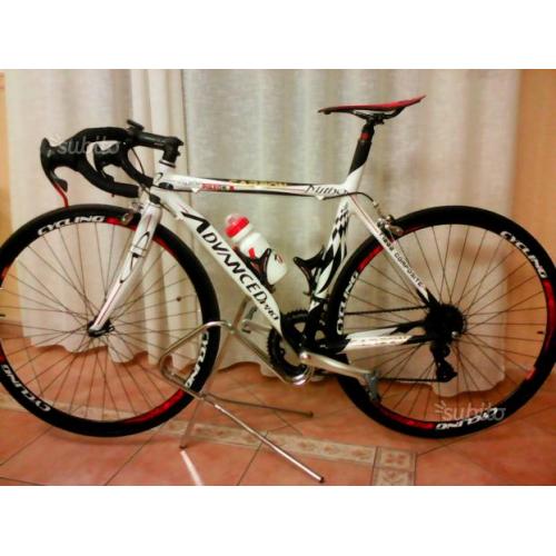 Bici da corsa in carbonio