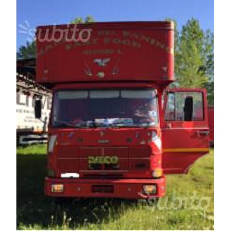 Autonegozio paninoteca