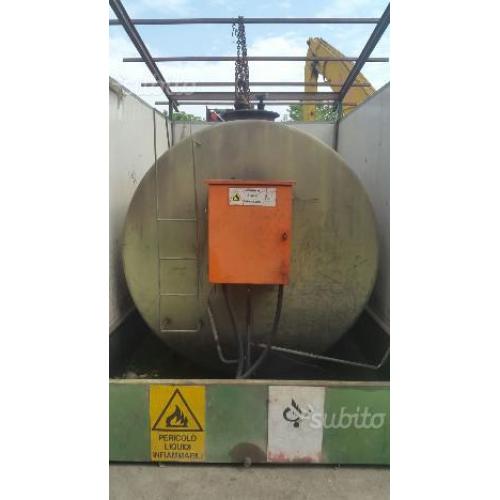 Cisterna per gasolio usata 10000 litri con tettoia