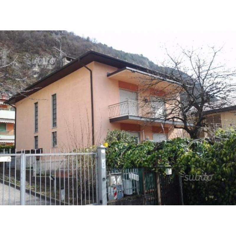 Casa singola con grande giardino a Melta di Gardol