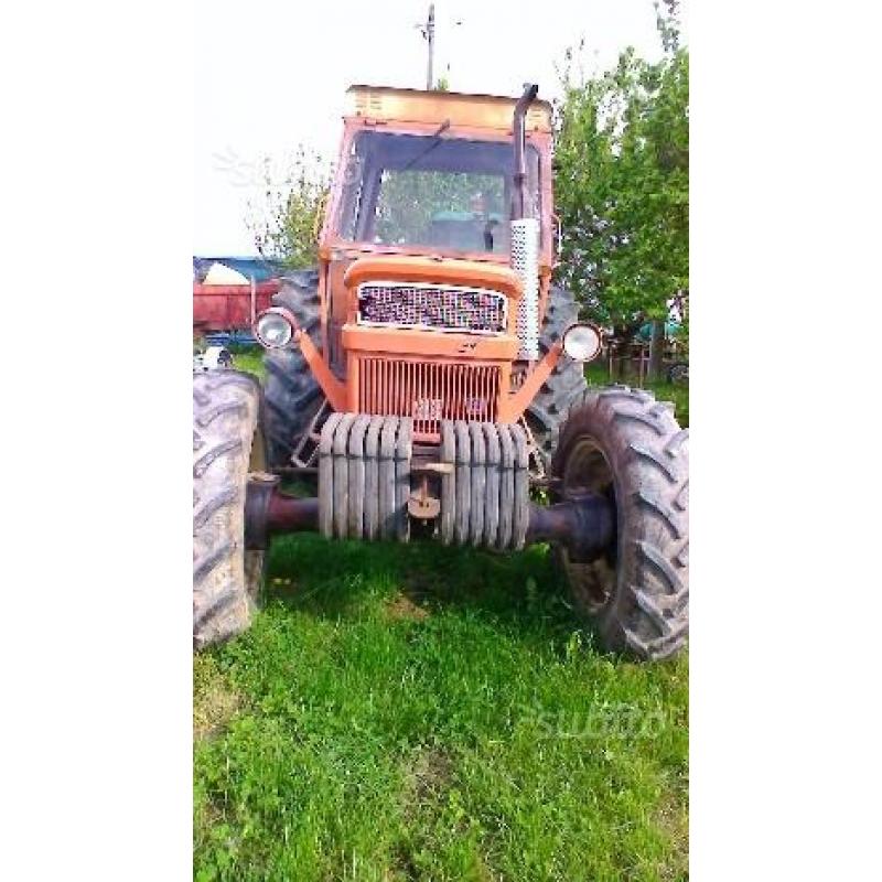 Rif41 - Trattore Fiat super 1000