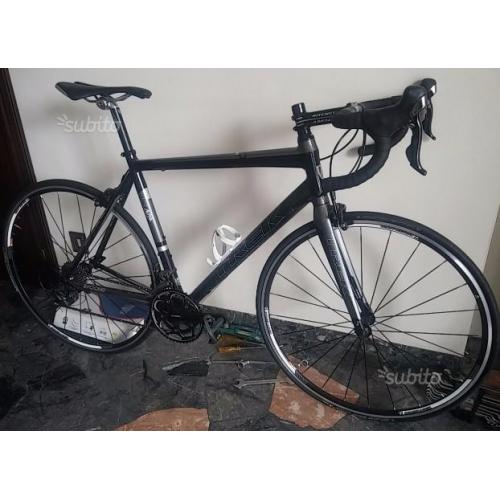 Trek 2.1 alpha series 200 tg56