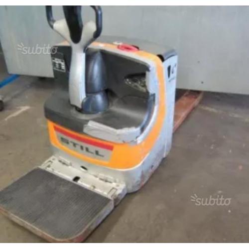 Transpallet elettrico STILL batterie da sostituire