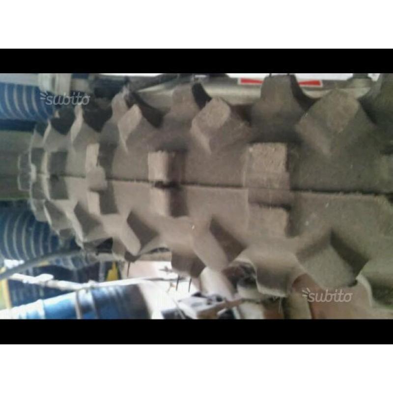 Coppia Pirelli 130/90-17 90/90-21