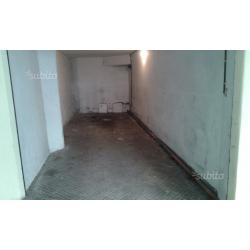 BOX Auto v. Bressanone, p.Istria, metroB1 S.Agnese