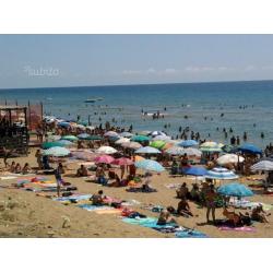 Appartamento con Terrazzo a Pochi Passi dal MARE