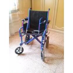 Sedia a rotelle pieghevole