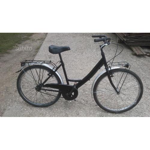 Bici donna city bike per la città