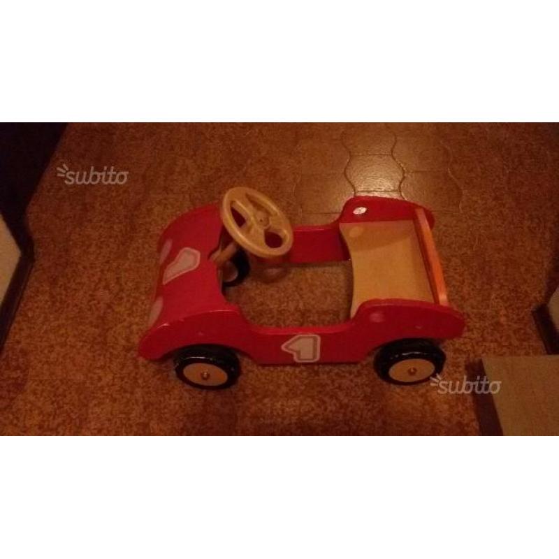 Macchina per bambini in legno