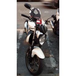 Suzuki gladius 650